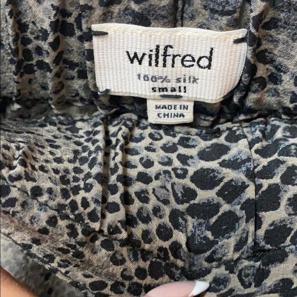 Aritzia shorts - Picture 2 of 2